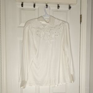 Elegant White Embroidered Women's Top